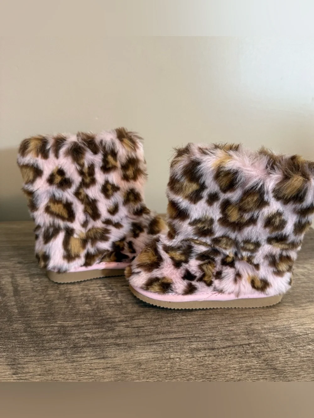 Gymboree Faux Fur Infant Boots Size 3 Pink Leopard Print 2009 Winter Glam Kitty